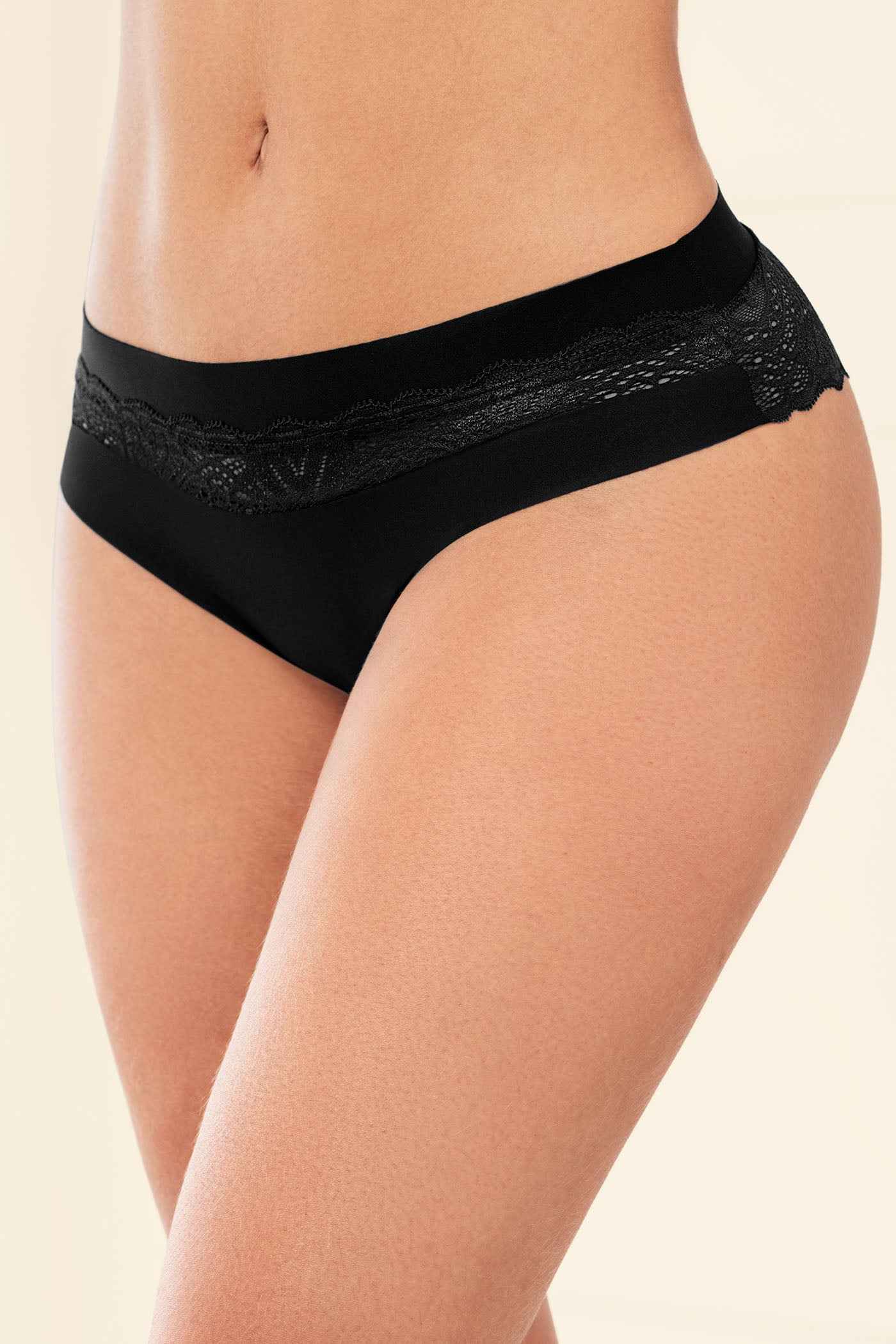 Set Brasier en Encaje Soporte y Modelación y Panty Brasilera en Encaje | Ref. 652-2 - 899
